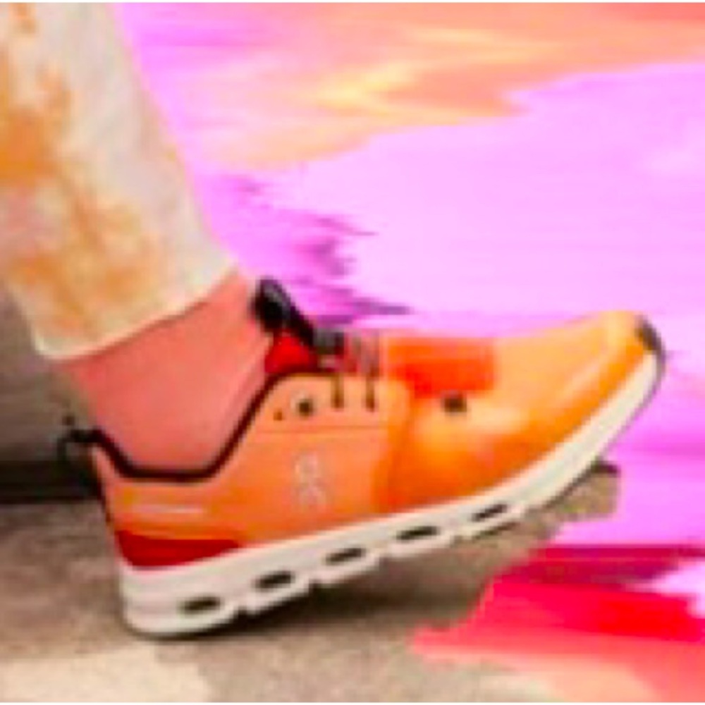 - ON Cloud Sky Running Sneaker( big kids)